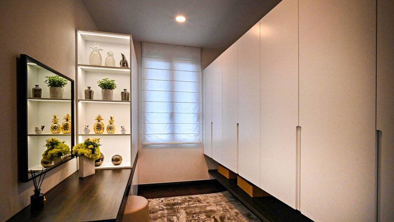 Zdjęcie: Garderoba walk-in 3–4 m2: projekt od zera krok po kroku